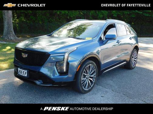 Deep Sea Metallic 2024 Cadillac XT4 Sport