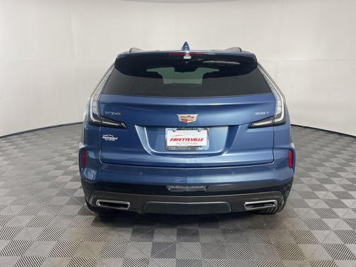Deep Sea Metallic 2024 Cadillac XT4 Sport