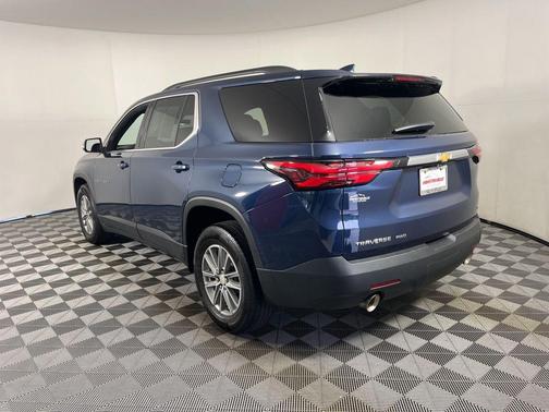 Northsky Blue Metallic 2023 Chevrolet Traverse LT Cloth