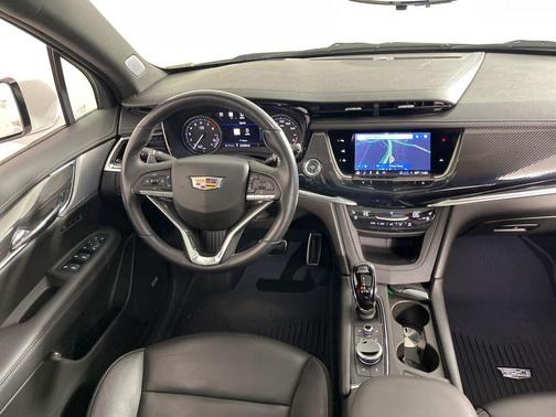 2025 Cadillac XT6 Sport AWD