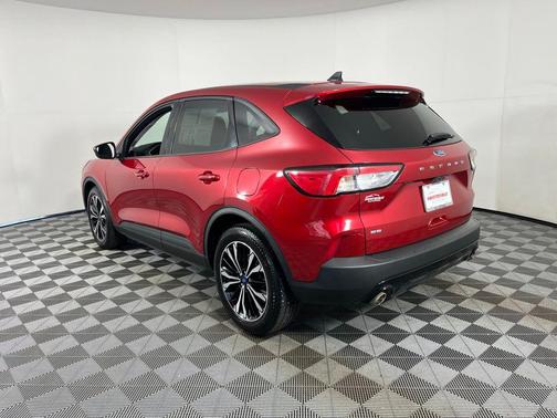 RAPID RED MET TINTED CC 2022 Ford Escape SE