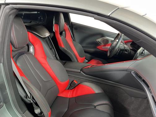 2024 Chevrolet Corvette Stingray w/2LT