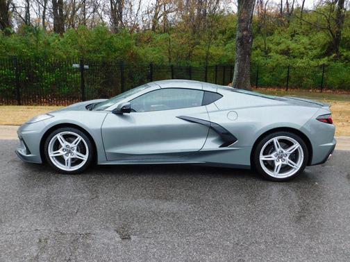 2024 Chevrolet Corvette Stingray w/2LT