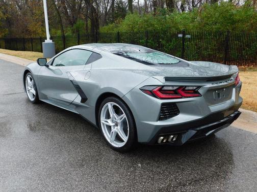 2024 Chevrolet Corvette Stingray w/2LT