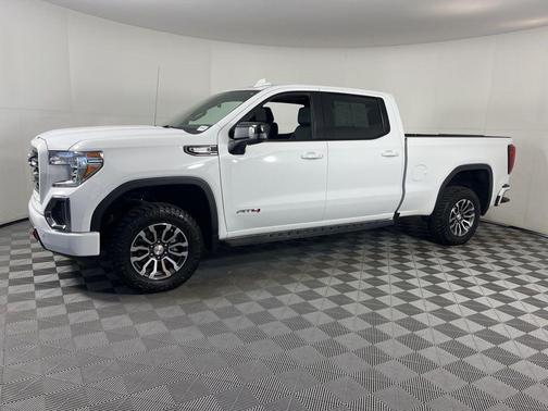 2022 GMC Sierra 1500 AT4
