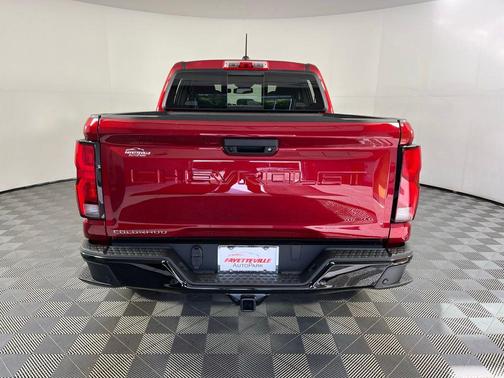 Radiant Red Tintcoat 2026 Chevrolet Colorado Z71