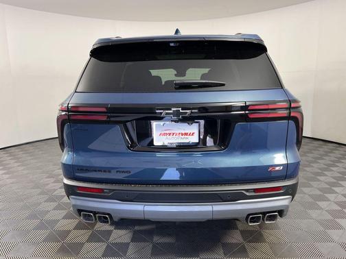 Lakeshore Blue Metallic 2026 Chevrolet Traverse AWD Z71