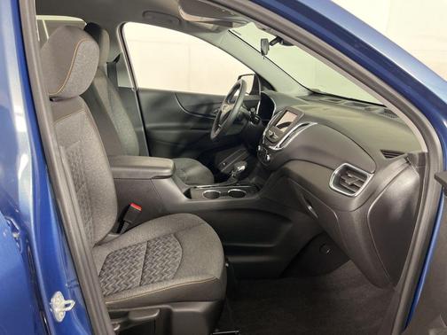 Lakeshore Blue Metallic 2024 Chevrolet Equinox 1LT