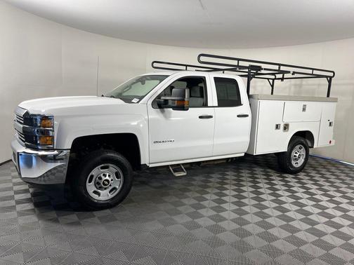 Summit White 2017 Chevrolet Silverado 2500 WT