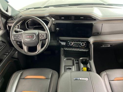 Onyx Black 2024 GMC Sierra 2500 AT4