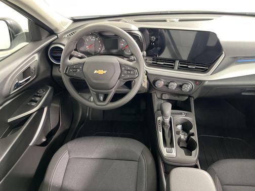 Summit White 2026 Chevrolet Trax LS