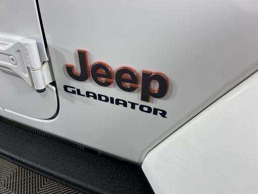 2022 Jeep Gladiator Mojave 4x4