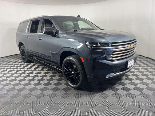 2022 Chevrolet Suburban 4WD High Country