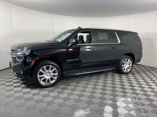 2021 Chevrolet Suburban LT