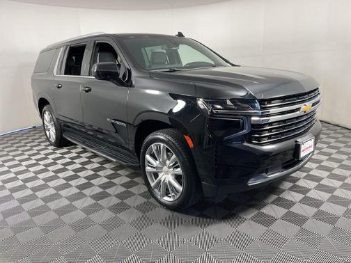 2021 Chevrolet Suburban LT