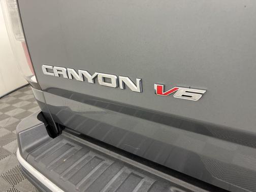 2020 GMC Canyon SLE