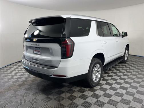 2025 Chevrolet Tahoe LS