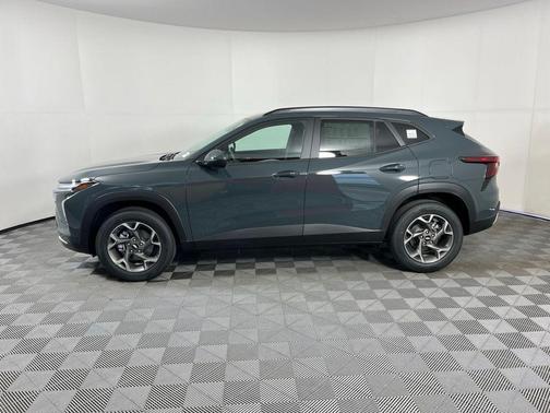 Cypress Gray 2026 Chevrolet Trax LT
