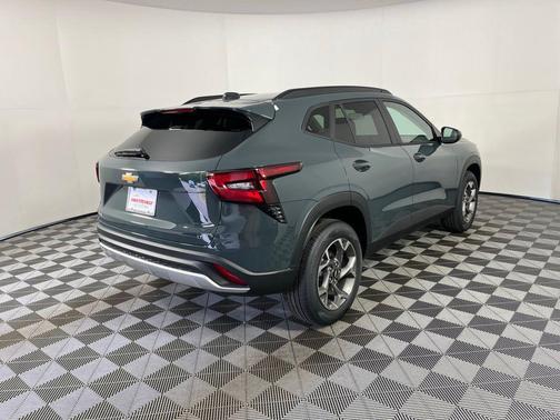 Cypress Gray 2026 Chevrolet Trax LT