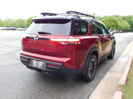 Scarlet Ember Tintcoat/Super Black 2024 Nissan Pathfinder Rock Creek 4WD