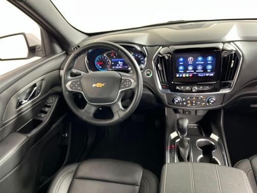 Summit White 2023 Chevrolet Traverse LT Leather