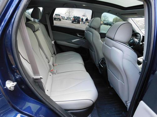 2022 Acura RDX Advance Package