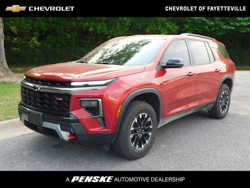 Radiant Red Tintcoat 2026 Chevrolet Traverse AWD Z71
