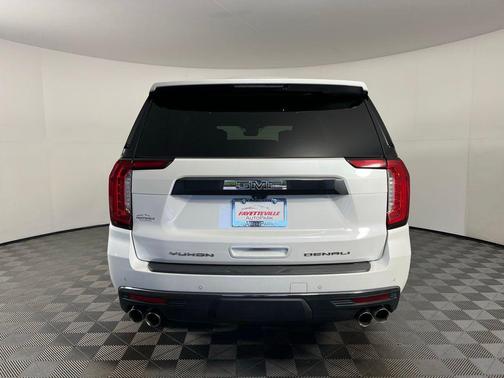 White Frost Tricoat 2024 GMC Yukon Denali Ultimate