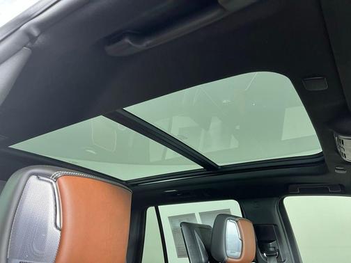 White Frost Tricoat 2024 GMC Yukon Denali Ultimate