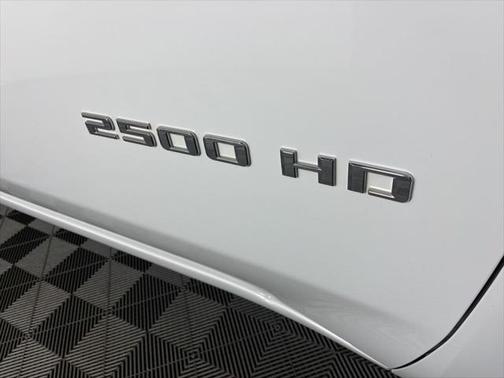2022 Chevrolet Silverado 2500 Custom
