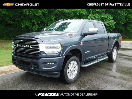 2020 RAM 2500 Laramie Crew Cab 4X4 6'4' Box