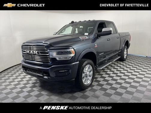 2020 RAM 2500 Laramie Crew Cab 4X4 6'4' Box