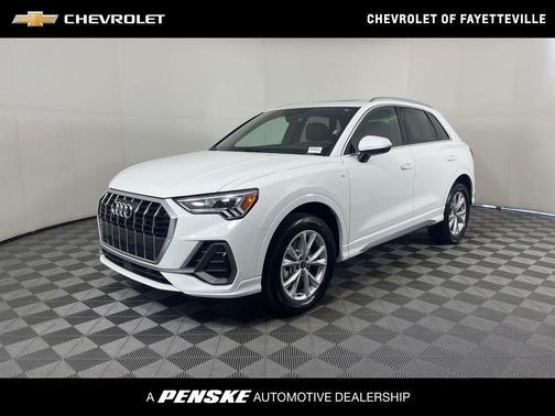 2025 Audi Q3 Premium 45 TFSI S line quattro Tiptronic