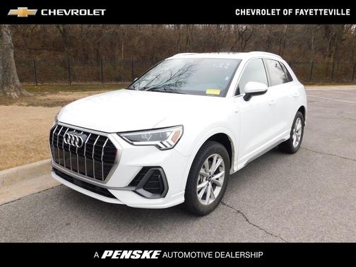 2025 Audi Q3 Premium 45 TFSI S line quattro Tiptronic