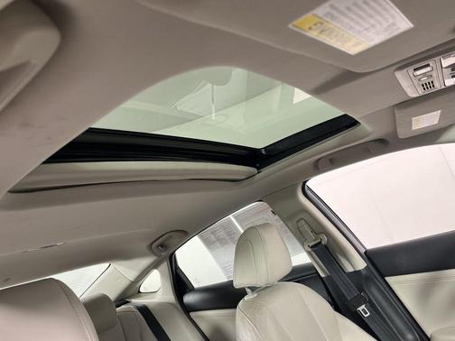 2021 Honda Insight Touring