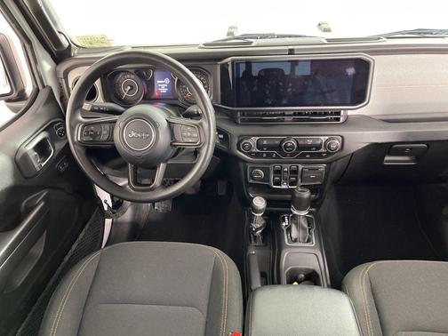 2024 Jeep Gladiator Nighthawk