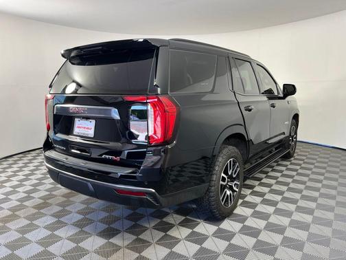 Onyx Black 2022 GMC Yukon 4WD AT4