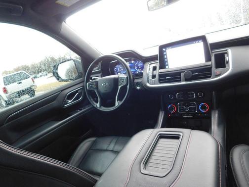 2022 Chevrolet Suburban RST