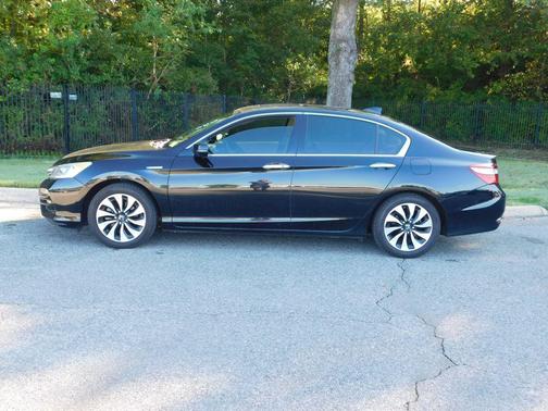 2017 Honda Accord Hybrid EX-L