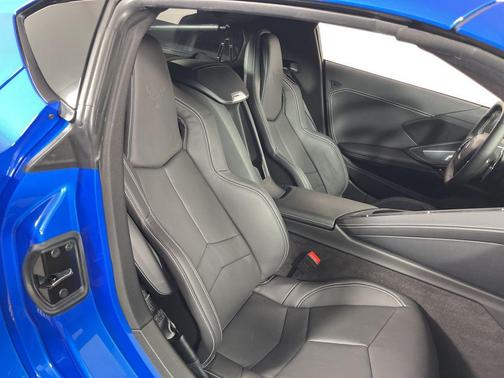 2024 Chevrolet Corvette Stingray w/1LT