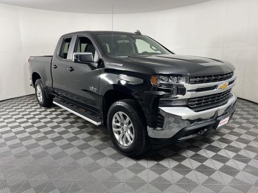 Black 2020 Chevrolet Silverado 1500 LT