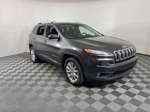 Granite Crystal Metallic Clearcoat 2015 Jeep Cherokee Latitude