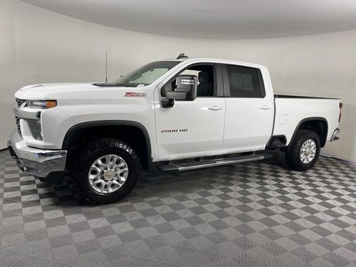 Summit White 2021 Chevrolet Silverado 2500 LT