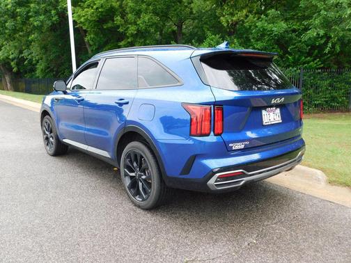 Sapphire Blue 2023 Kia Sorento SX