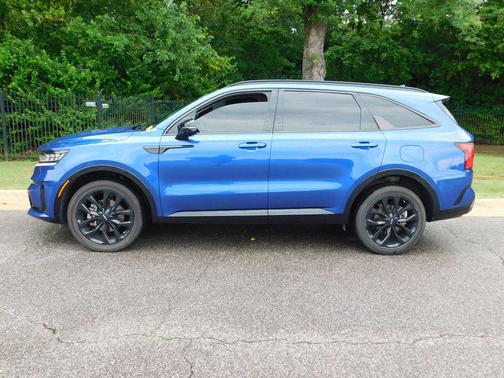 Sapphire Blue 2023 Kia Sorento SX