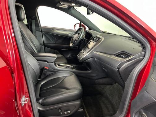 Ruby Red Metallic Tinted Clearcoat 2015 Lincoln MKC Base