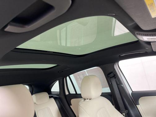 2024 Mercedes-Benz GLA 250 Base