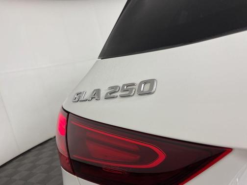 2024 Mercedes-Benz GLA 250 Base