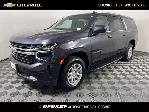 2023 Chevrolet Suburban LT