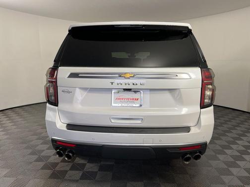 Iridescent Pearl Tricoat 2022 Chevrolet Tahoe 4WD High Country